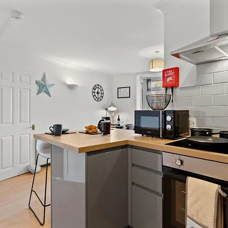 Woodhouse - Centrally Located, Contractor Friendly Appartement Leeds (West Yorkshire)