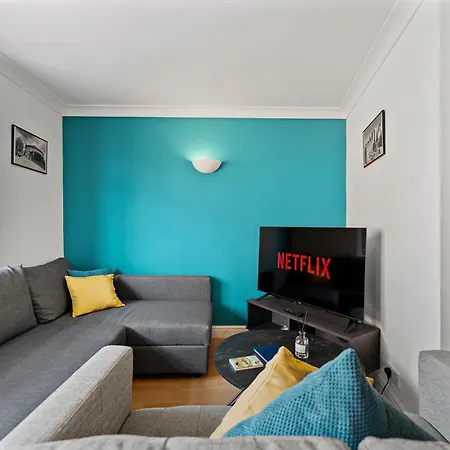 Woodhouse - Centrally Located, Contractor Friendly Appartement *