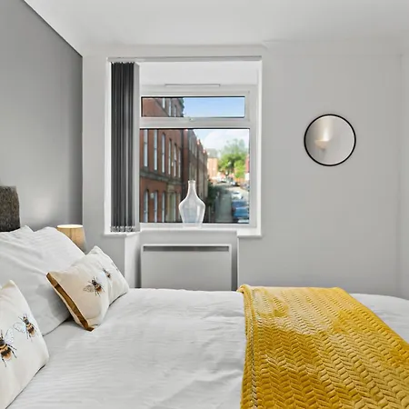 Woodhouse - Centrally Located, Contractor Friendly *