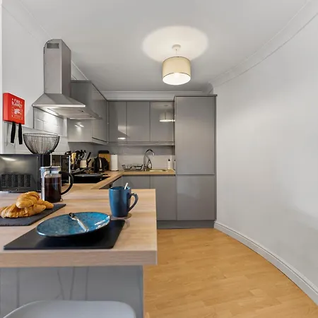 Woodhouse - Centrally Located, Contractor Friendly *