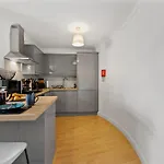 Woodhouse - Centrally Located, Contractor Friendly